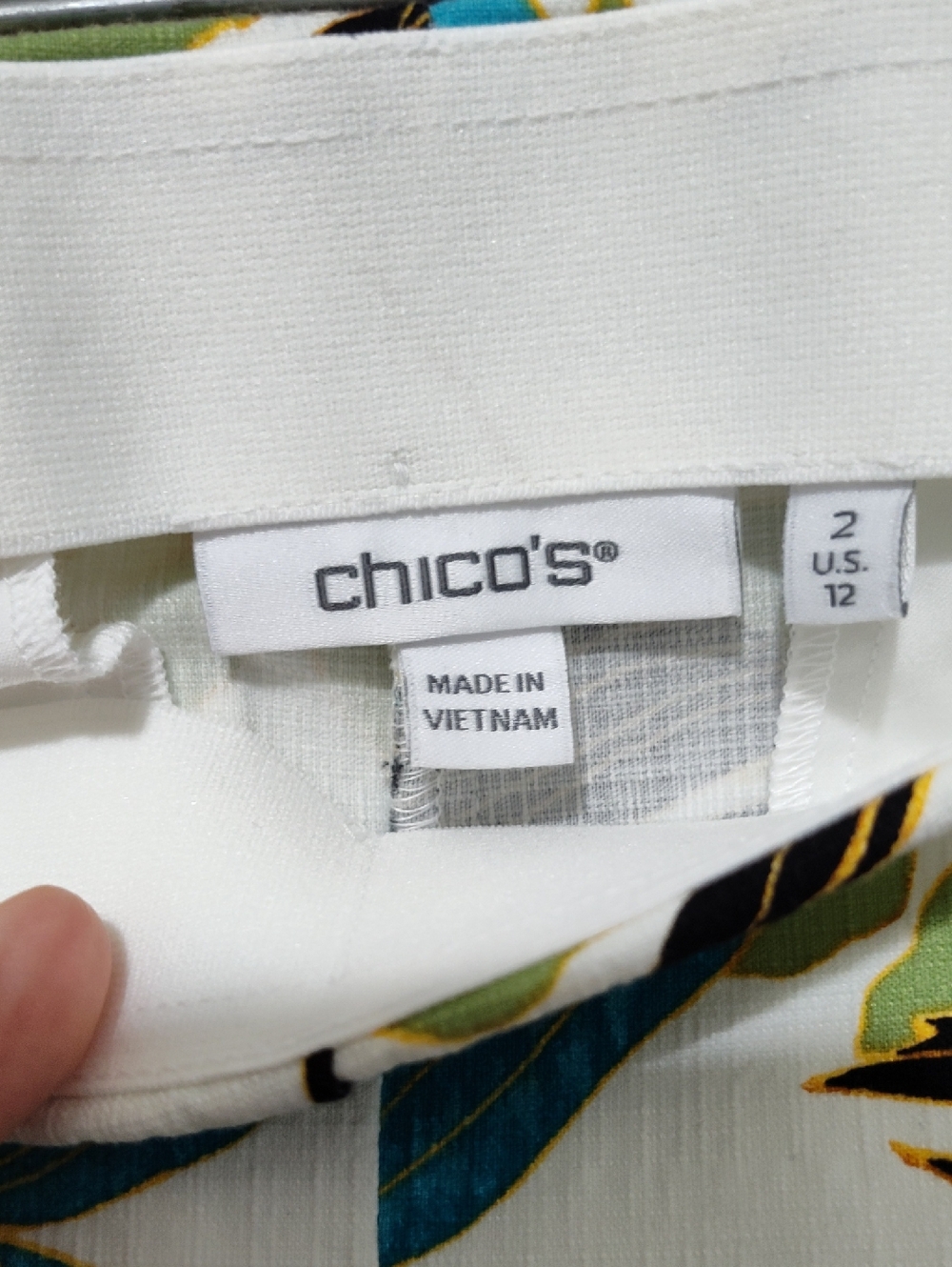 Chico's Juliet Straight Cropped Pants, White, Teal, Green, Black, Size 2 (12/14) - Picture 2 of 4